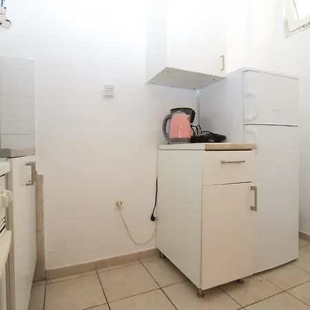 Apartment Ferienwohnung Fuer 4 Personen Ca 36 Qm In Pula, Istrien Istrische Riviera *