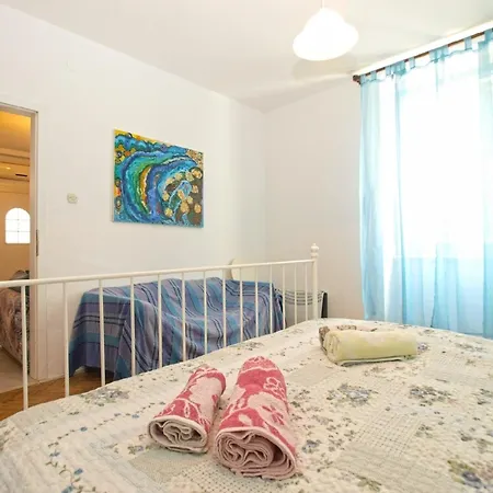 Ferienwohnung Fuer 4 Personen Ca 36 Qm In Pula, Istrien Istrische Riviera Apartment *